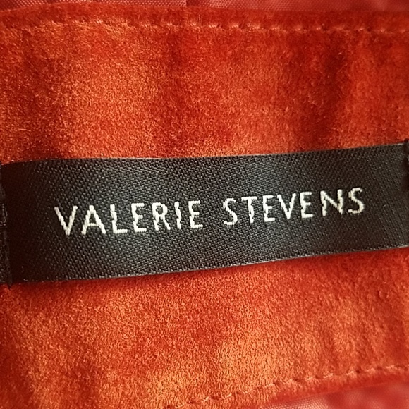 Valerie Steven's Suede Jacket. Beautiful tailored design, size large fits snug. - Picture 5 of 15